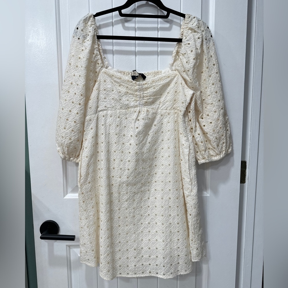 NWT Kourt Cream Eyelet Dress with Puff Sleeves